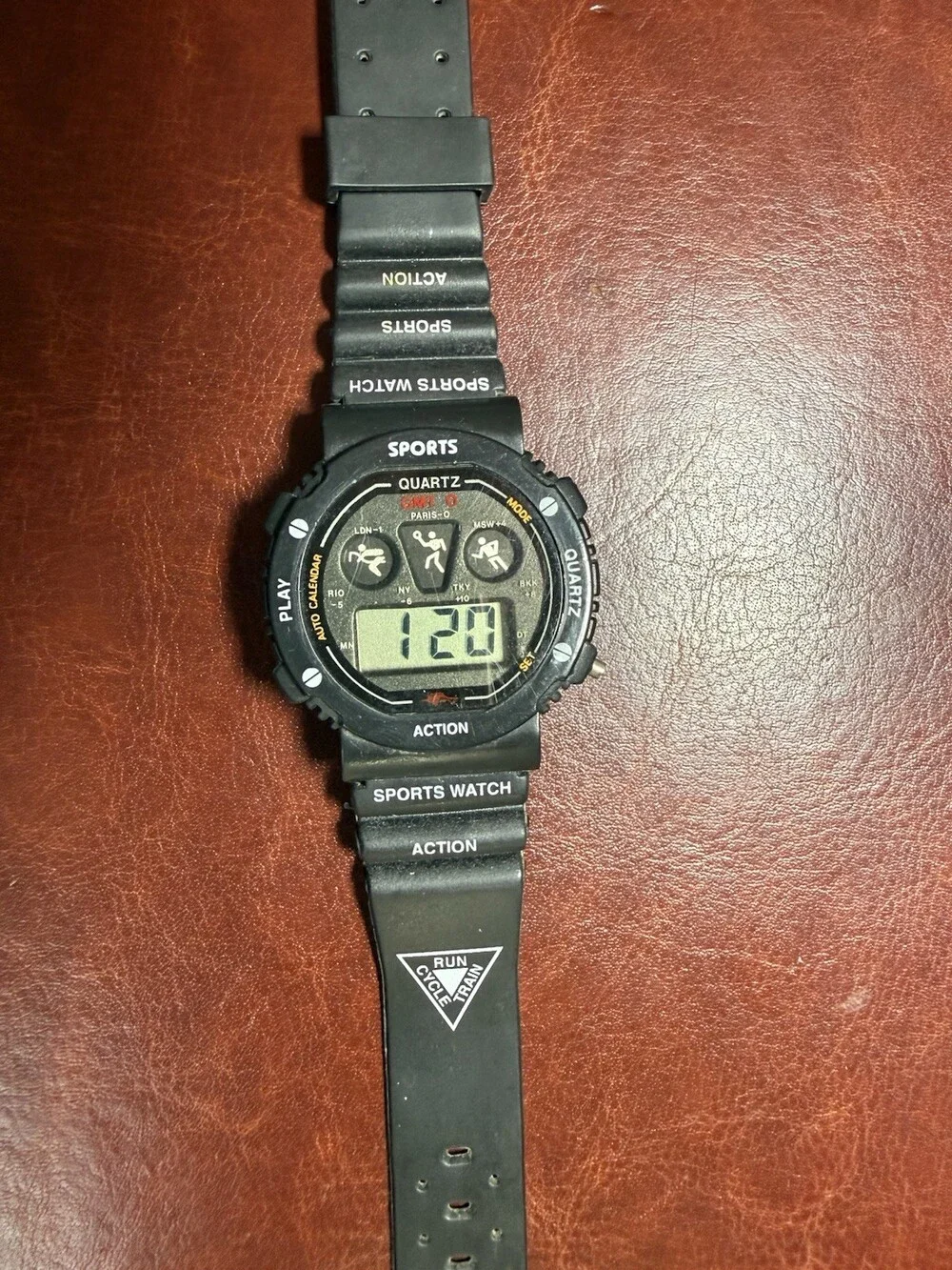 Vintage Digital Sports Watch GMT Running Black Rubber Strap Broken Button